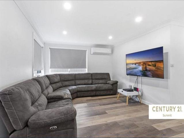 Modern Home with Entertainment Area