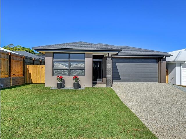 Modern Home with Premium Finishes Near New 4 Bedroom Residence