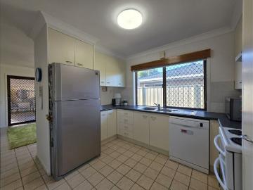 MODERN HOME WITH SELF CONTAINED GRANNY FLAT