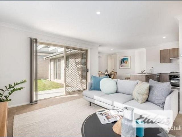 Modern Home Close to Shops & Transport