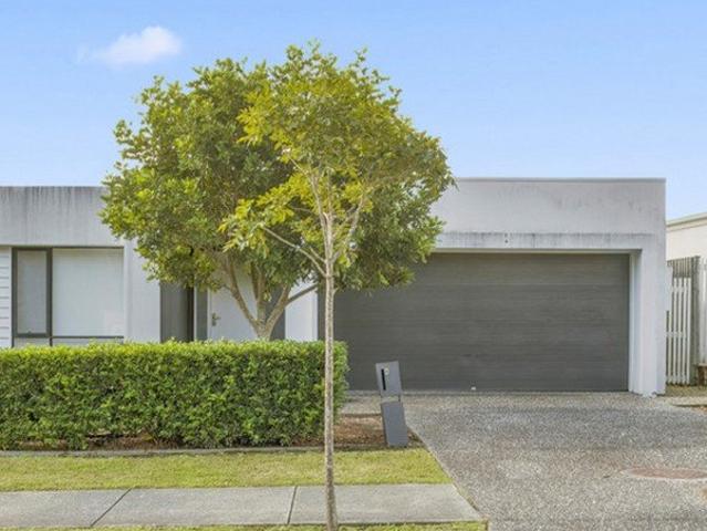 Modern Home for your family at The Heights Pimpama