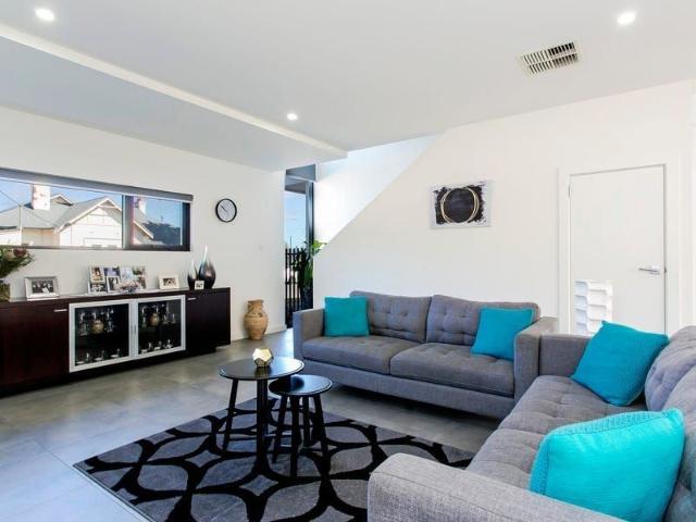 Modern home in the heart of Glenelg