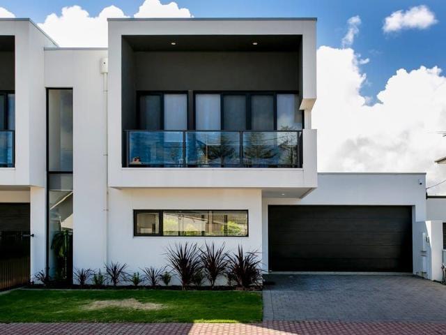 Modern home in the heart of Glenelg