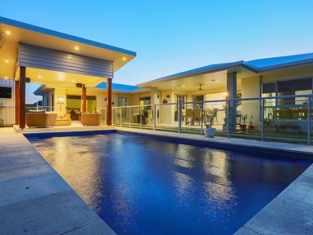 Modern Home in the Heart of Glenella