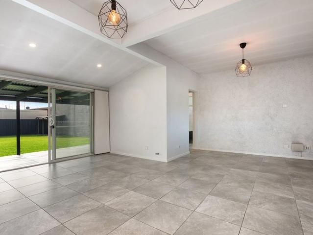 Modern Home in a Convenient Wollongong Location