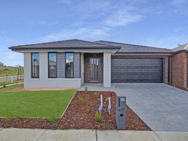 Modern home in Charlemont