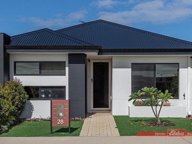 LEASE PENDING Modern home in convenient location
