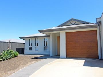 Modern Home in Convenient Location!