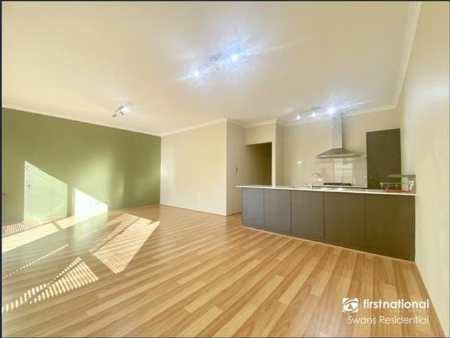 MODERN HOME IN GREAT LOCATION !