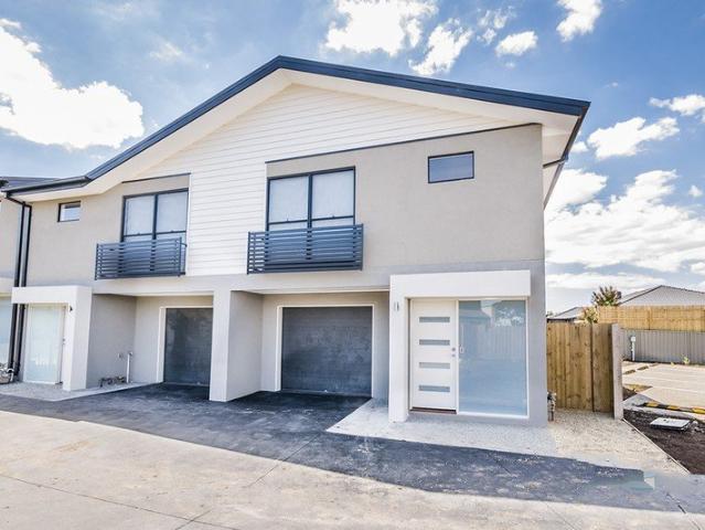 Modern home in great location