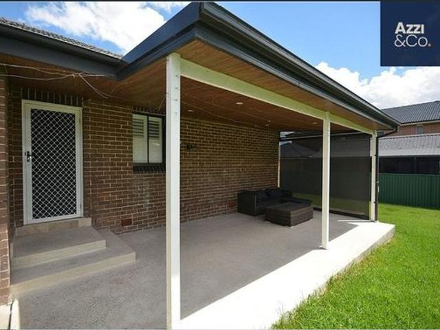Modern Home In Ideal Location!