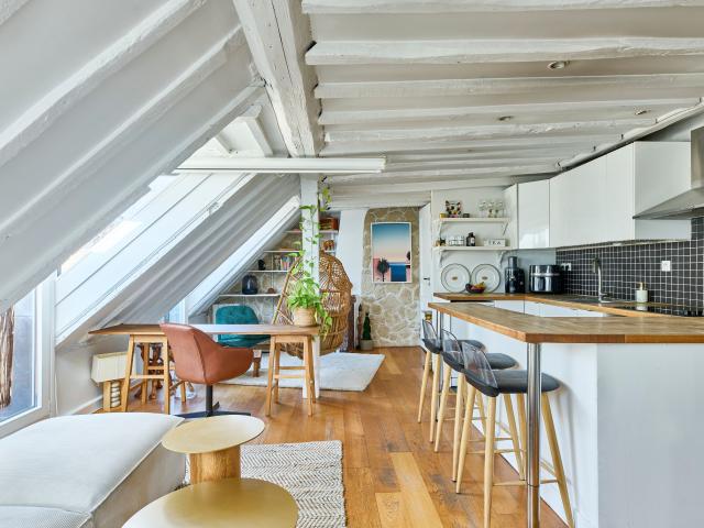Modern home in le Marais great view!