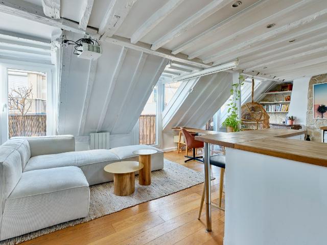 Modern home in le Marais great view!, Paris Amsterdam Apartments for Rent