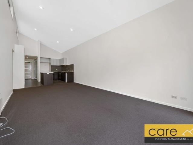 Modern Home in Lynbrook Estate with Scenic Parkland Views!