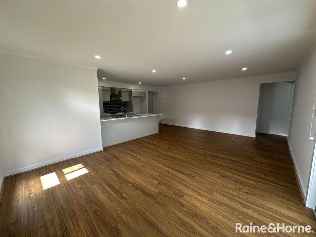 Modern Home in Munno Para Downs!