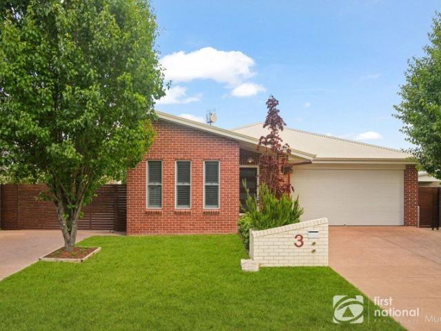 MODERN HOME IN PREMIER CBD LOCATION