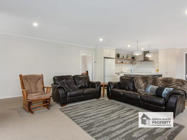 Modern Home Located in Sought After Area
