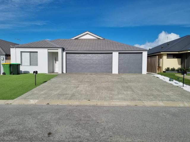 Modern home, quiet street, close to everything!