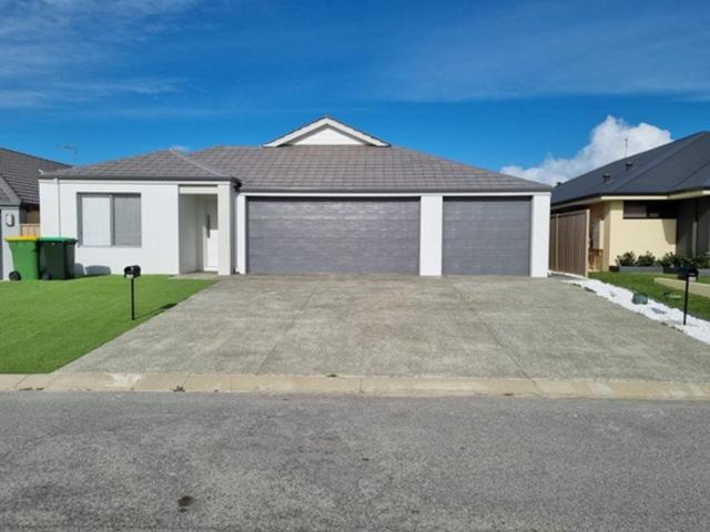 Modern home, quiet street, close to everything