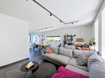 Modern halfopen duplex appartement in Beigem