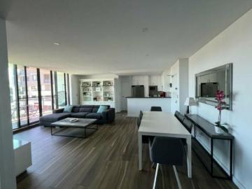 Modern High Level Two Bedroom with Study in Prime Inner City Location