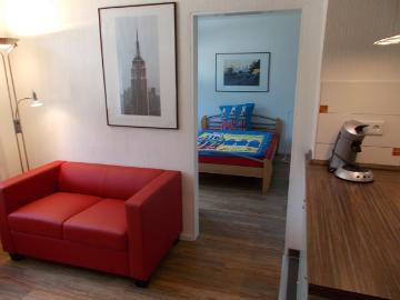 Modern, high quality furnished 2 room apartment on the first floor, Duisburg Amsterdam Apartments for Rent