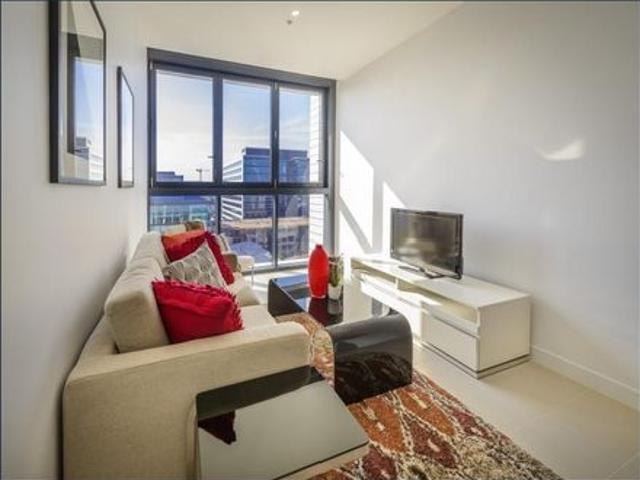 Modern High Rise Apartment in Valley's Prime Location