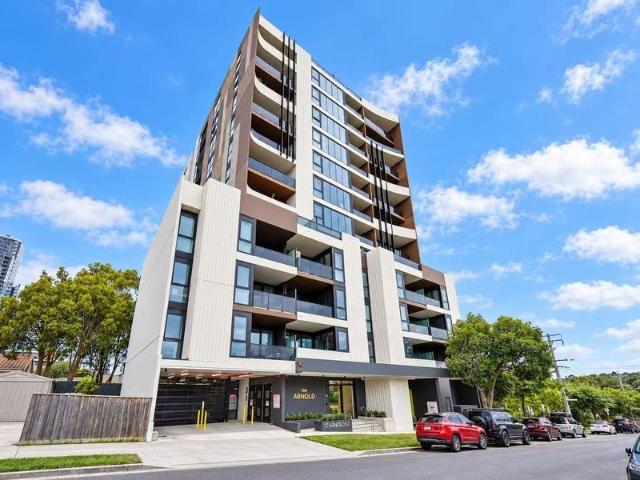 Modern High Rise Living with Stunning Views in the Heart of Box Hill