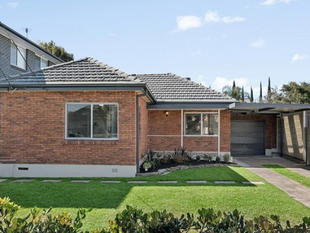 Modern, impeccably updated home for larger families