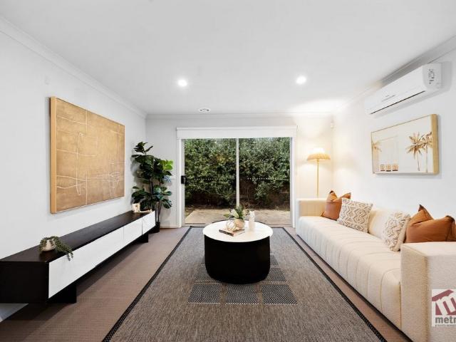 MODERN & INVITING HOME IN HIGHLY SOUGHT AFTER LOCATION!