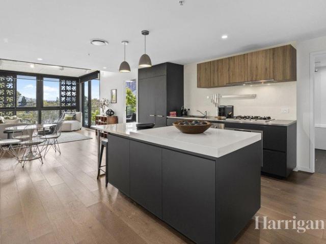 Modern Inner City Living in the Heart of West End