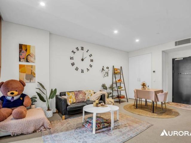 Modern Inner City Living with Resort Style Amenities