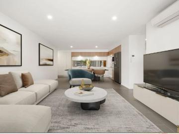 Modern Inner City Living with Rooftop Pool and River Lifestyle