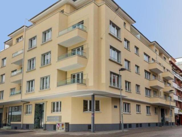 Modern ideale Lage 2 Balkone privater Waschturm