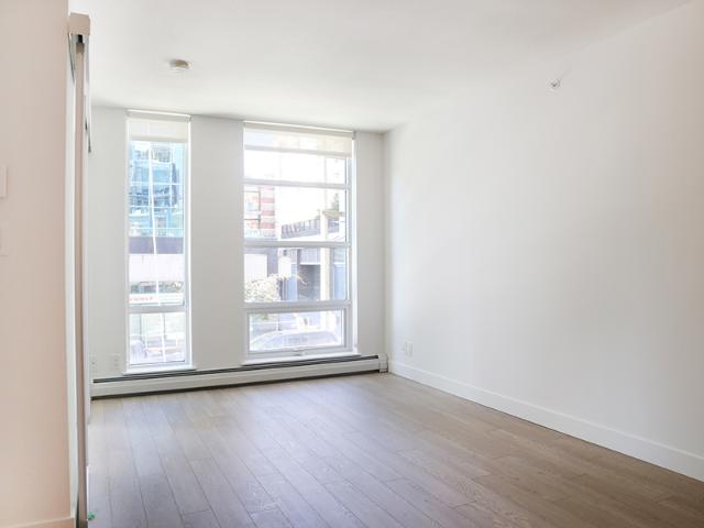 Modern One Bedroom and Den at the Tate! | Available November 1, 2026