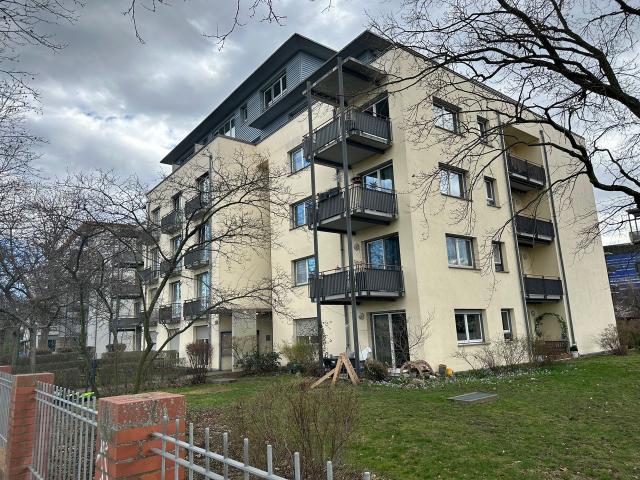 Modern one bedroom apt. right on the Elbe. Directly next to the Uni Hospital and the Max Planck Inst. for Molecular Cell Biol. and Genetics Dresden Amsterdam Apartments for Rent