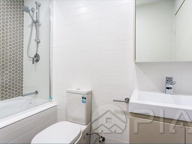 Modern one bedroom apartment for lease