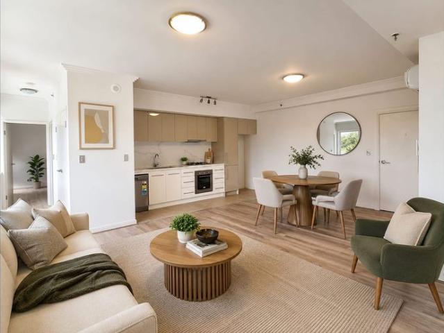 Modern One Bedroom Apartment in a Handy Location