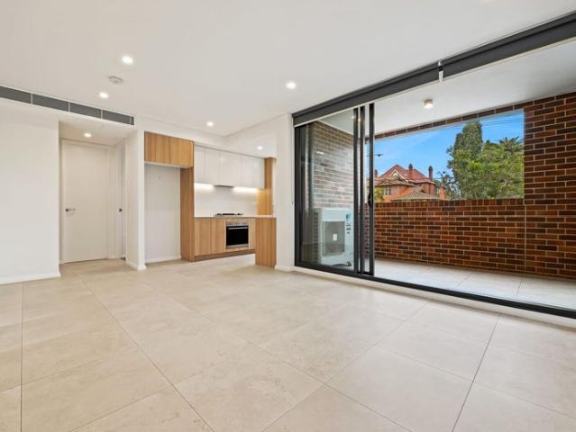 Modern One Bedroom Apartment in Prime Burwood Location
