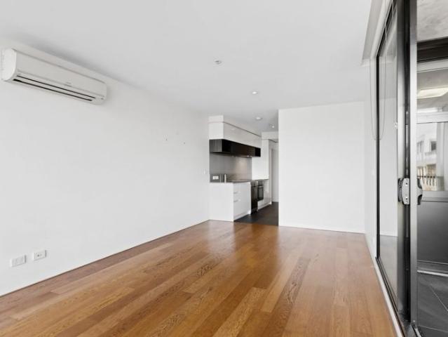 Modern One Bedroom Apartment in Prime Hawthorn Location