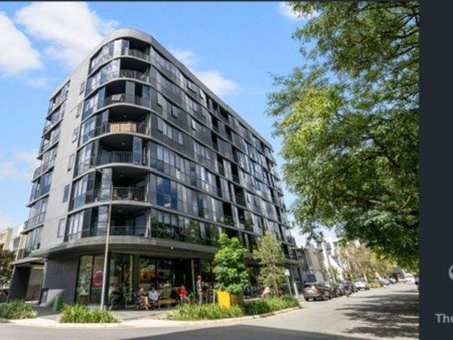 Modern One Bedroom Apartment in the Heart of West End