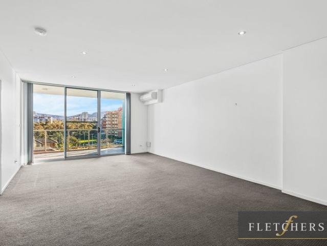 Modern One Bedroom Apartment in the Heart of Wollongong