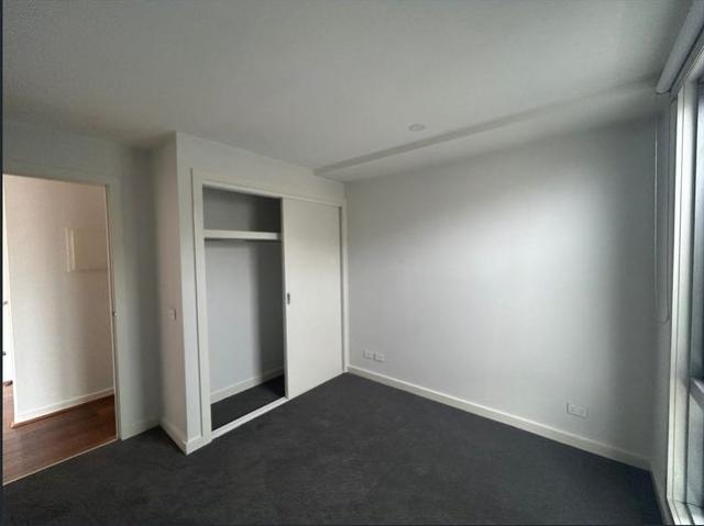 Modern One Bedroom Apartment in the Heart of Boronia