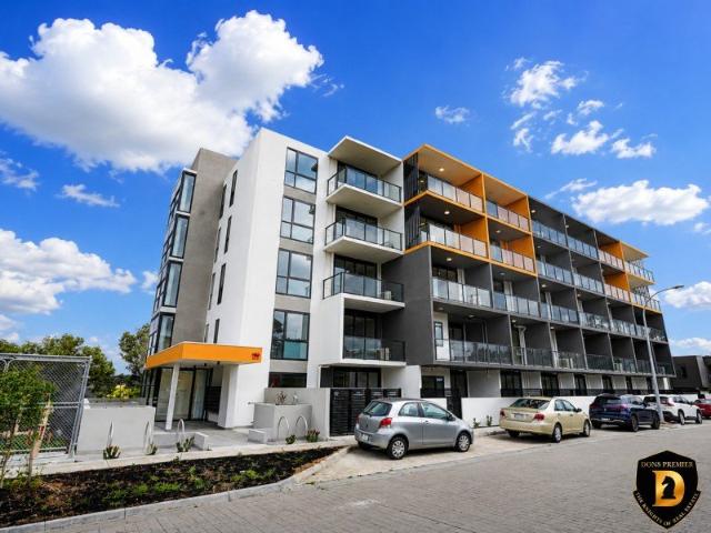 Modern One Bedroom Apartment in the Heart of Oak Park