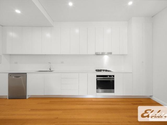 Modern One Bedroom Apartment in the Heart of Surry Hills
