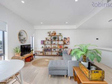 Modern one bedroom apartment with District Views at the 'Ivy' apartments