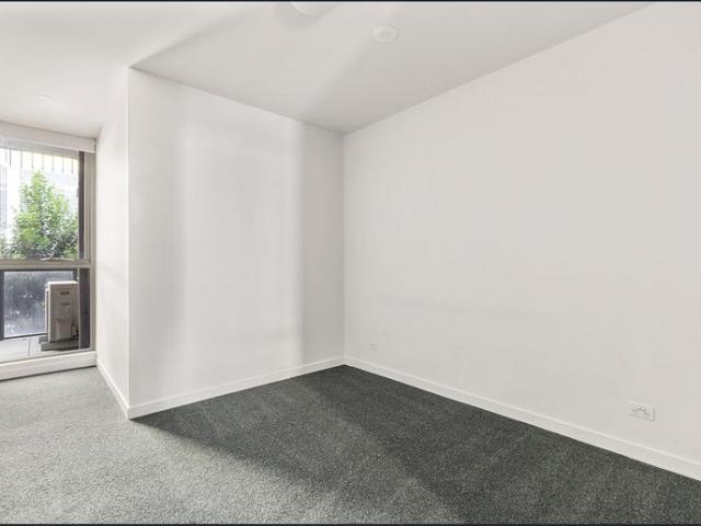Modern One Bedroom Apartment