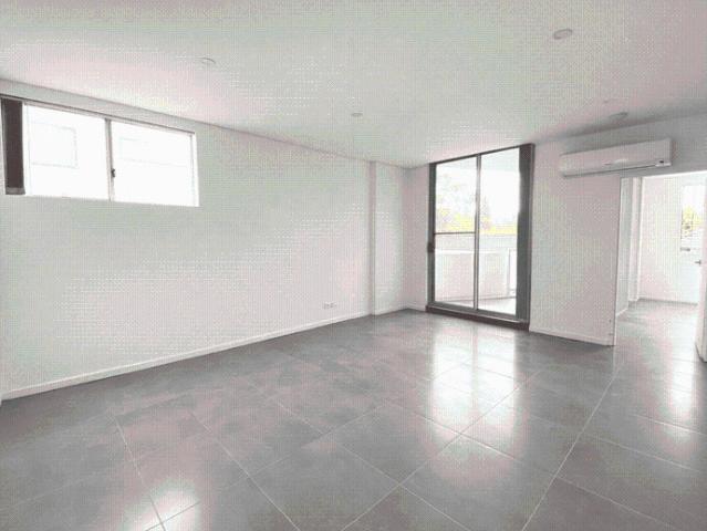 Modern one bedroom apartment !