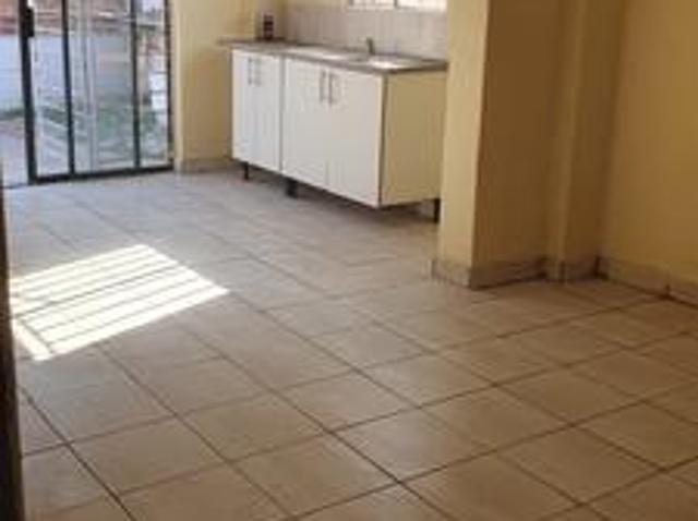 modern one bedroom garden cottage to.