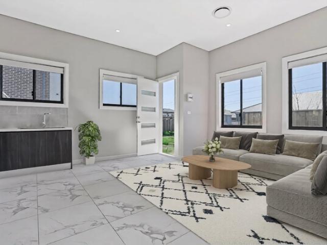 Modern One Bedroom Granny Flat for Lease